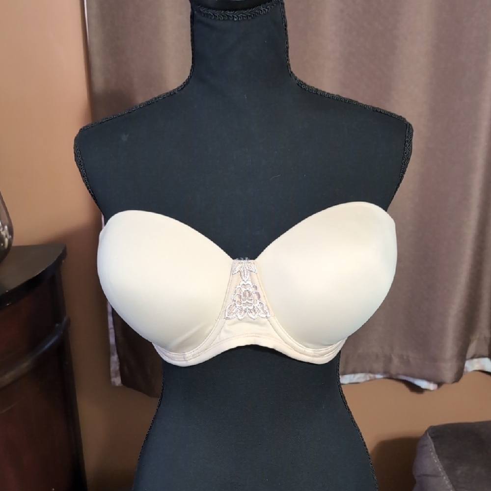 NWOT Vanity Fair Strapless Bra